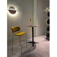 barová židle Nuta Light stool 77 a barový stůl Arket